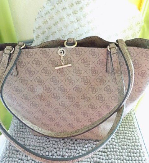 Guess Borse: Guess Tasche .....Neu  45x30 – Nuovo (secondo la descrizione) da Remigen venduto da Benicello 3