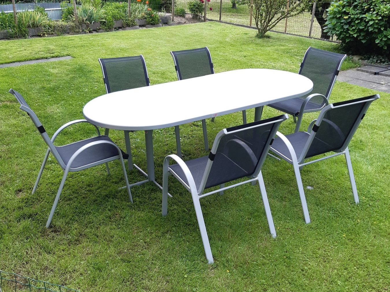 Set di tavolo e panche: Gartenmöbel – Usato da Oberarth venduto da Blesi-Zimmermann
