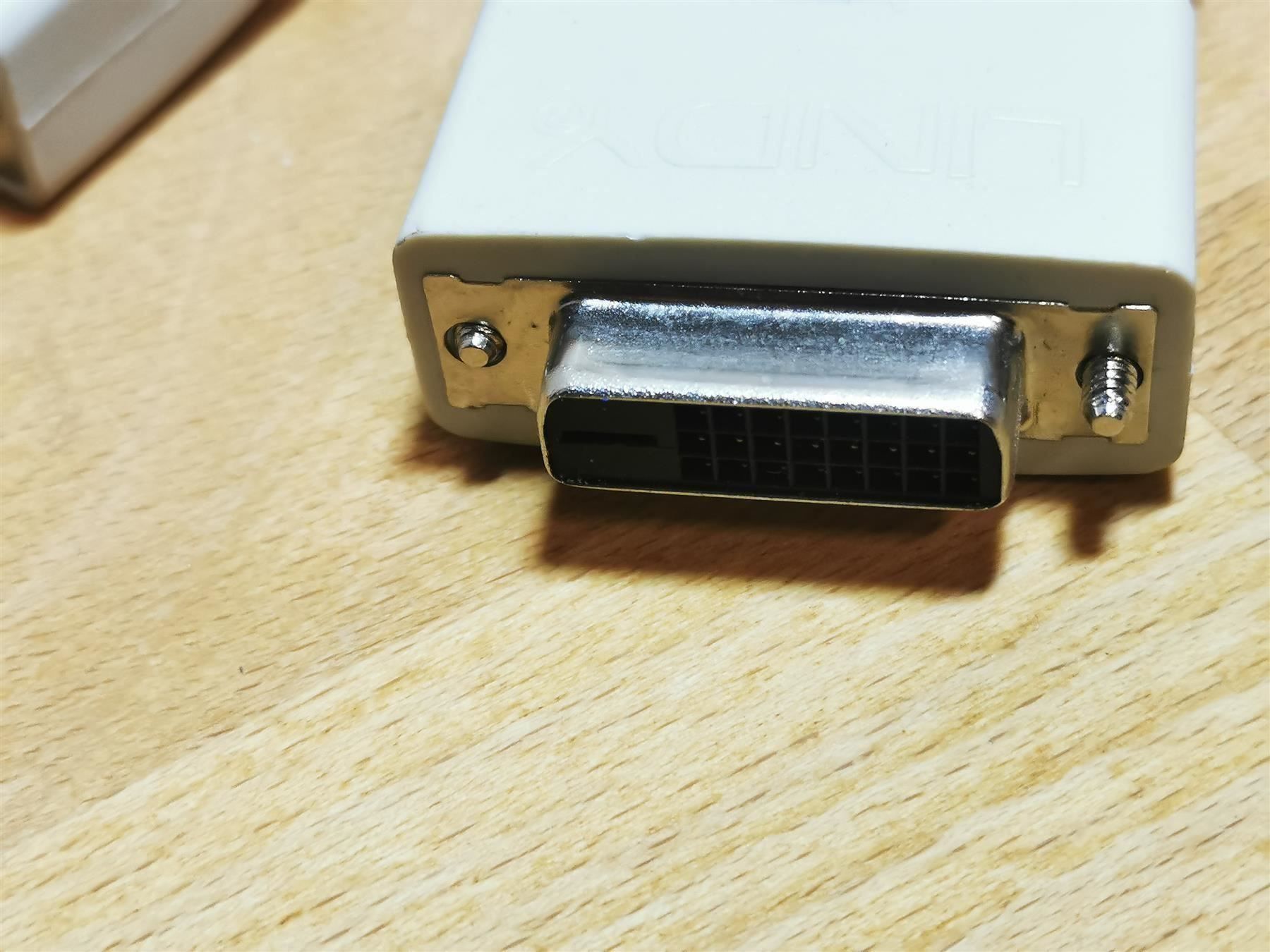 Laufwerke & Adapter: DVI-I zu DVI-D + VGA Splitter Kabel – Gebraucht aus Buchs ZH von Sutoris 1