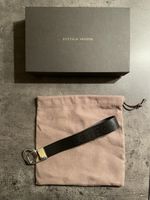 Wie Neu Bottega Veneta Schlüsselanhänger Schwarz Leder 
