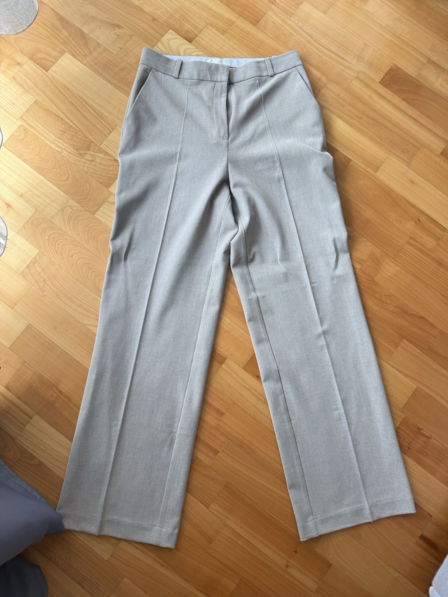 H&M Pantaloni: H&M Elegante Twillhose grau, Gr. 38 – Nuovo (secondo la descrizione) da Lachen SZ venduto da ali_5xw5 3