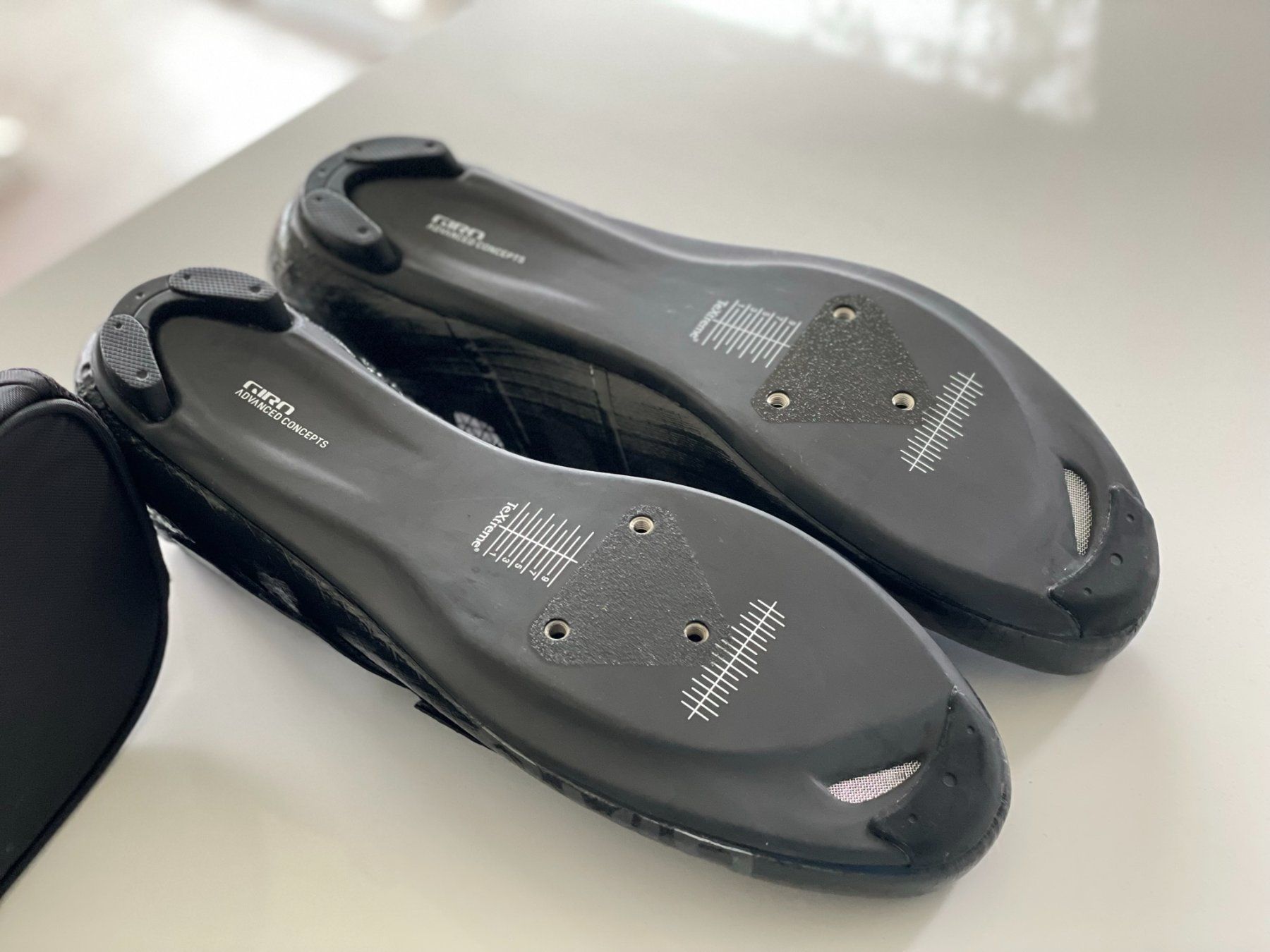 Giro Herrenschuhe: Giro Prolight Techlace Carbon Veloschuhe, Gr. 45, neu – Neu (gemäss Beschreibung) aus Ruggell von miles2k 4