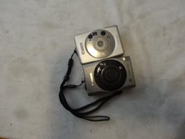 2 CANON IXUS FILM KAMERAS-LÄÜFT