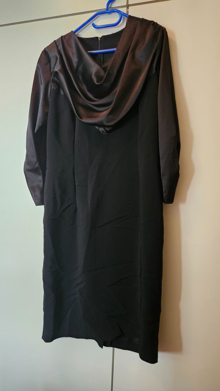 Vestiti: Vestito nero Glamour tg.M – Usato da Melano venduto da H-Sara