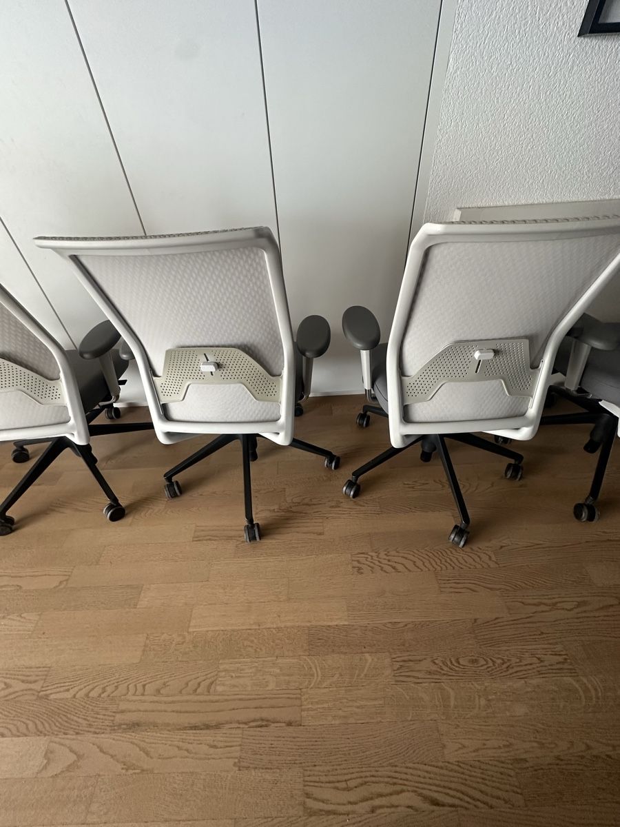 Vitra Sedie: SUPER ANGEBOT!!! Vitra Id Mesh Bürostuhl – Usato da Oberbipp venduto da Angel_Queen 4