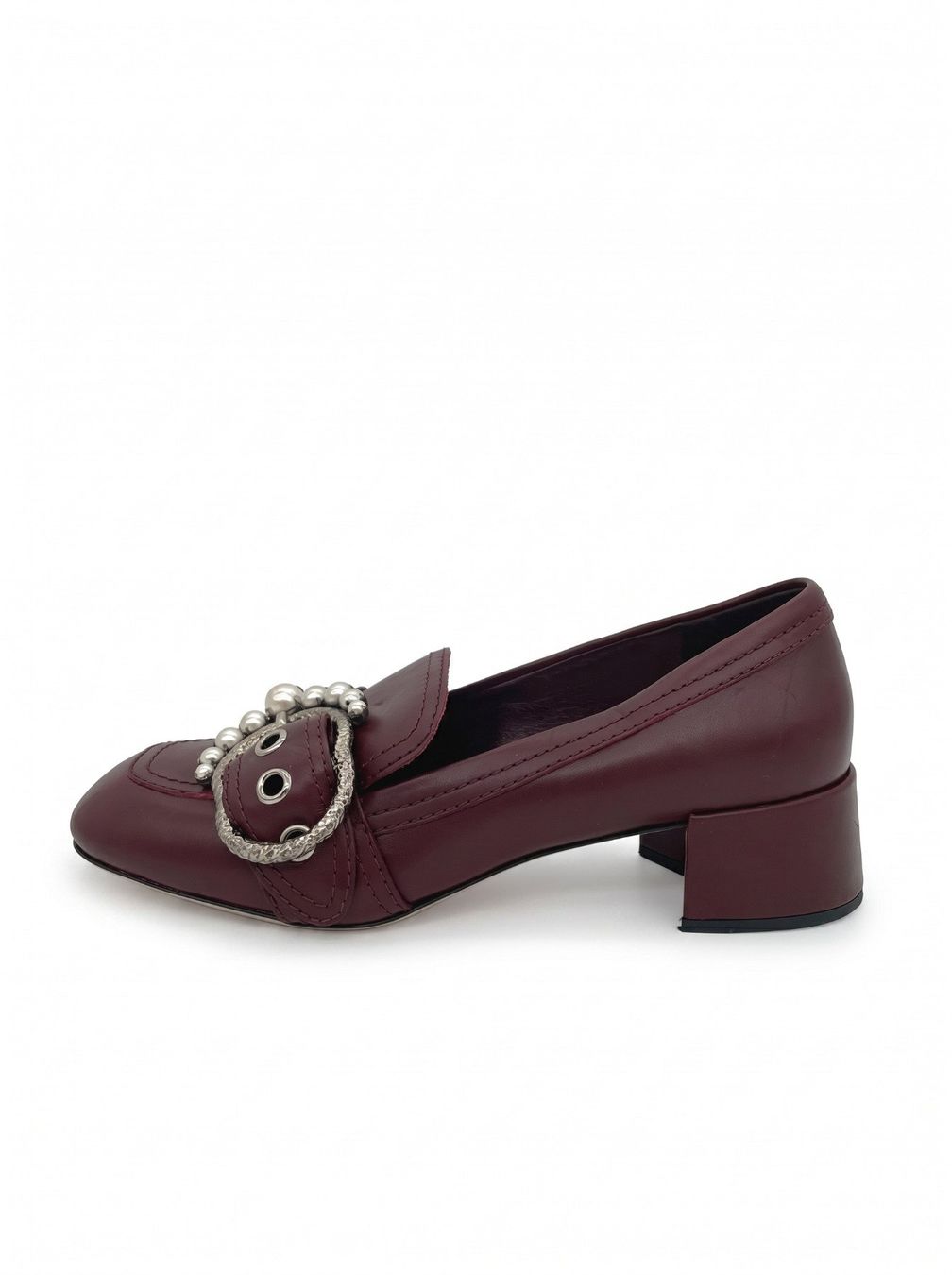 Miu Miu Damenschuhe: Miu Miu Pearl Buckle Pump EU 38.5 Rot – Gebraucht aus Zürich von shoe_shop