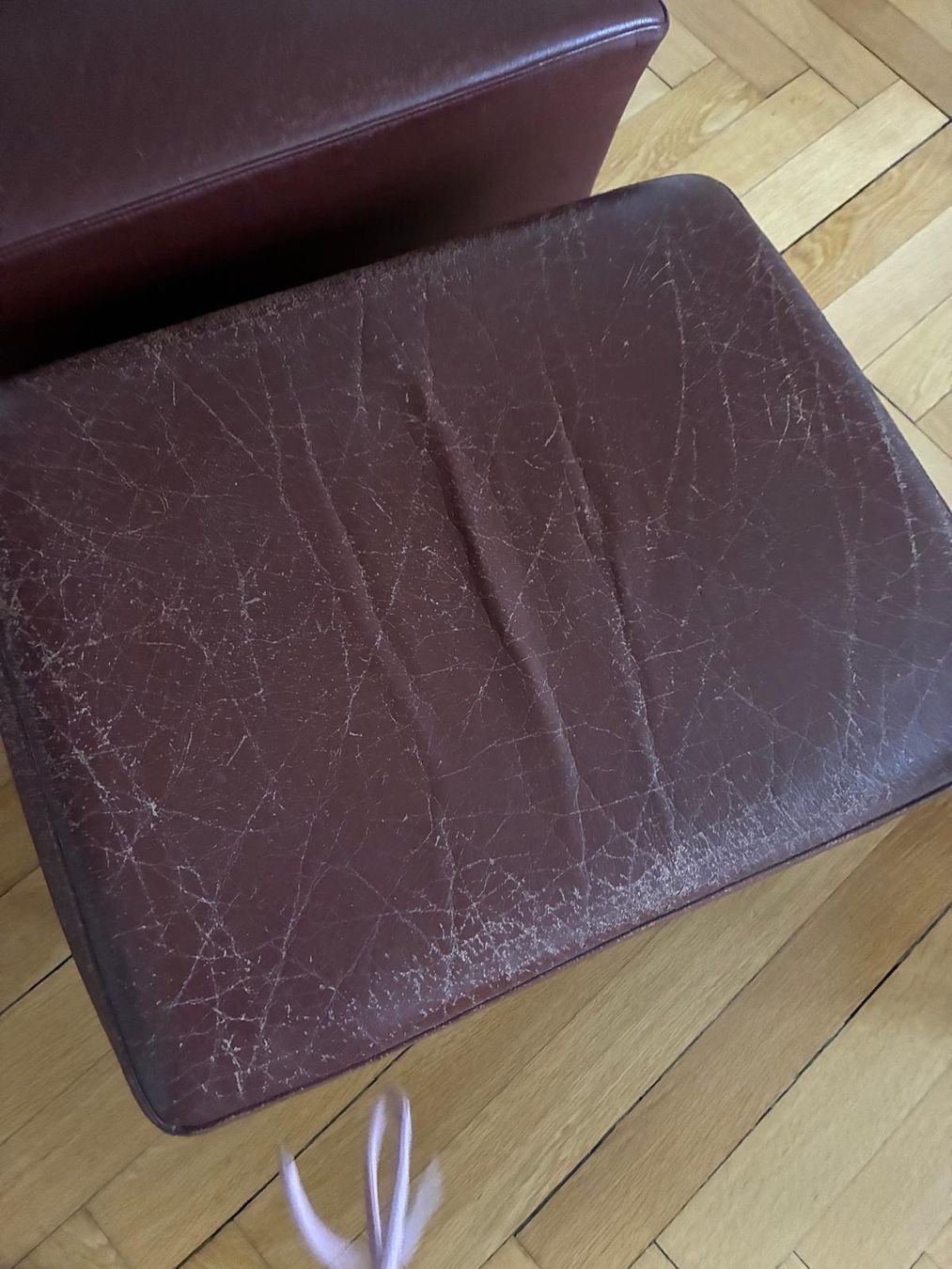 Sessel: Designer Ledersessel mit Hocker – Gebraucht aus Luzern von Belle-Epoque 2