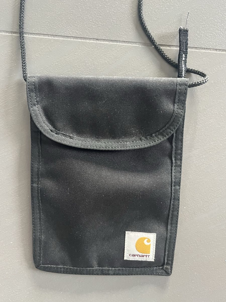 Altro in  Abbigliamento & Accessori: carhartt - umhängetasche – Usato da Ostermundigen venduto da nils.mani