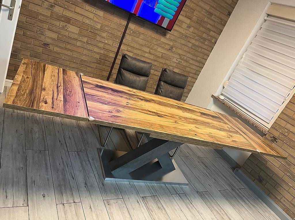 Tables: Hochwertiger Esstisch mit Stühlen  – D'occasion à Laufenburg par rus_gx8t 3