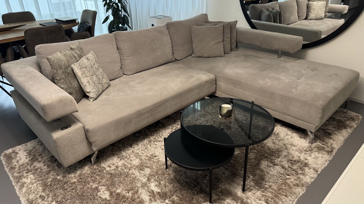 Divani: Ecksofa mit Sitztiefenverstellung – Usato da Glattpark(Opfikon) venduto da stefano_c