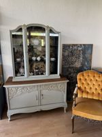 Stilvolle Glasvitrine  Vintage Unikat mit Charme