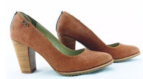 Scarpe da donna: Damen Leder Pumps Grösse 39 – Nuovo e nell'imballaggio originale da Rengg venduto da kindle02 3