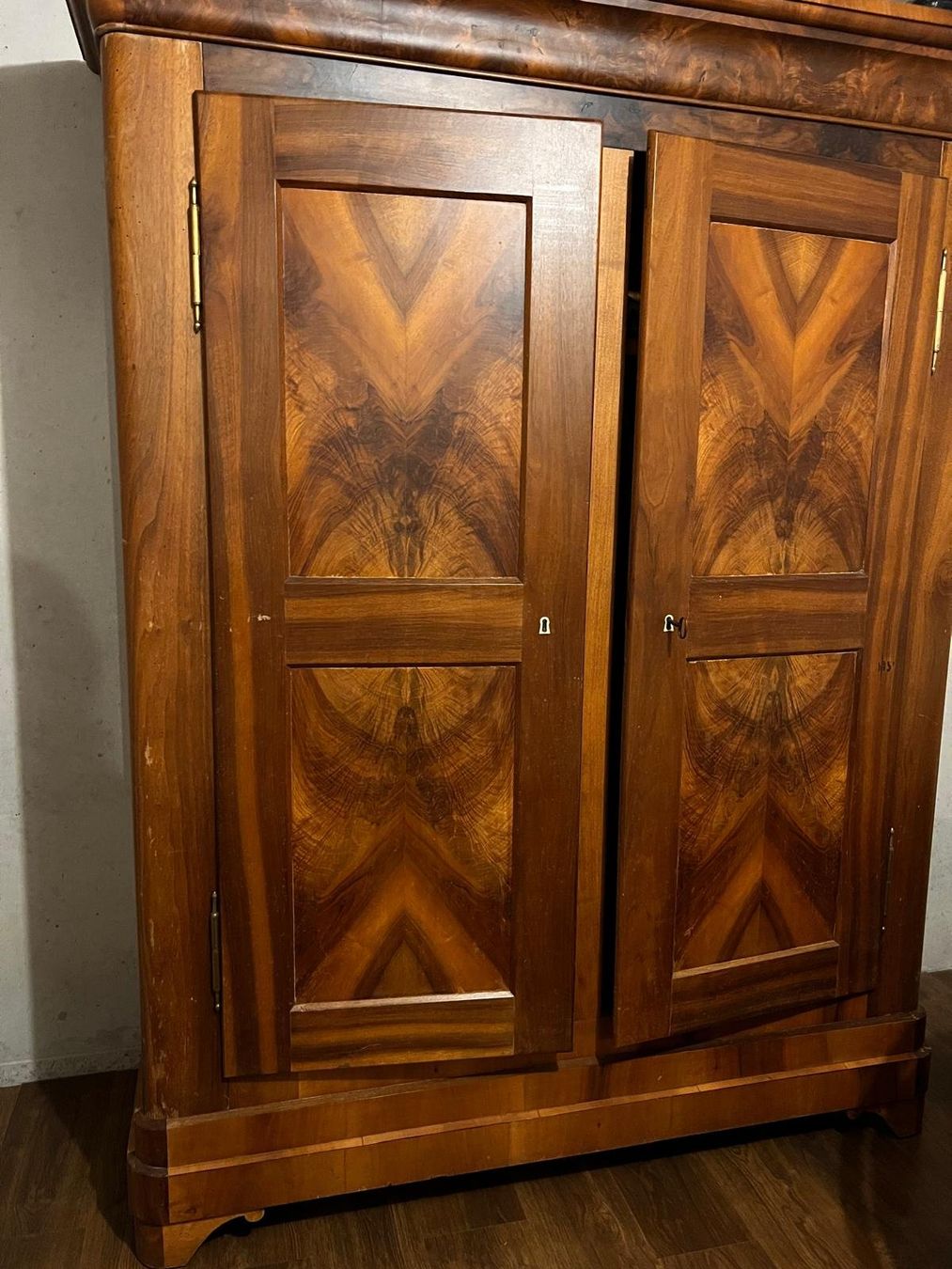 Armadi: Kleiderschrank – Usato da Cressier FR venduto da marie.poe