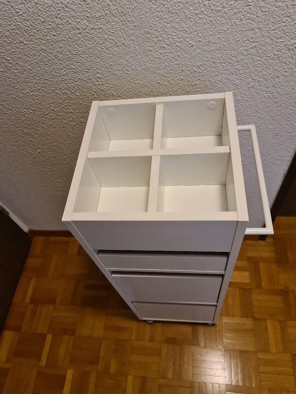 Armoires miroirs: Badezimmerschrank oder Küche WEISS – D'occasion à Thun par erh_fs86 1