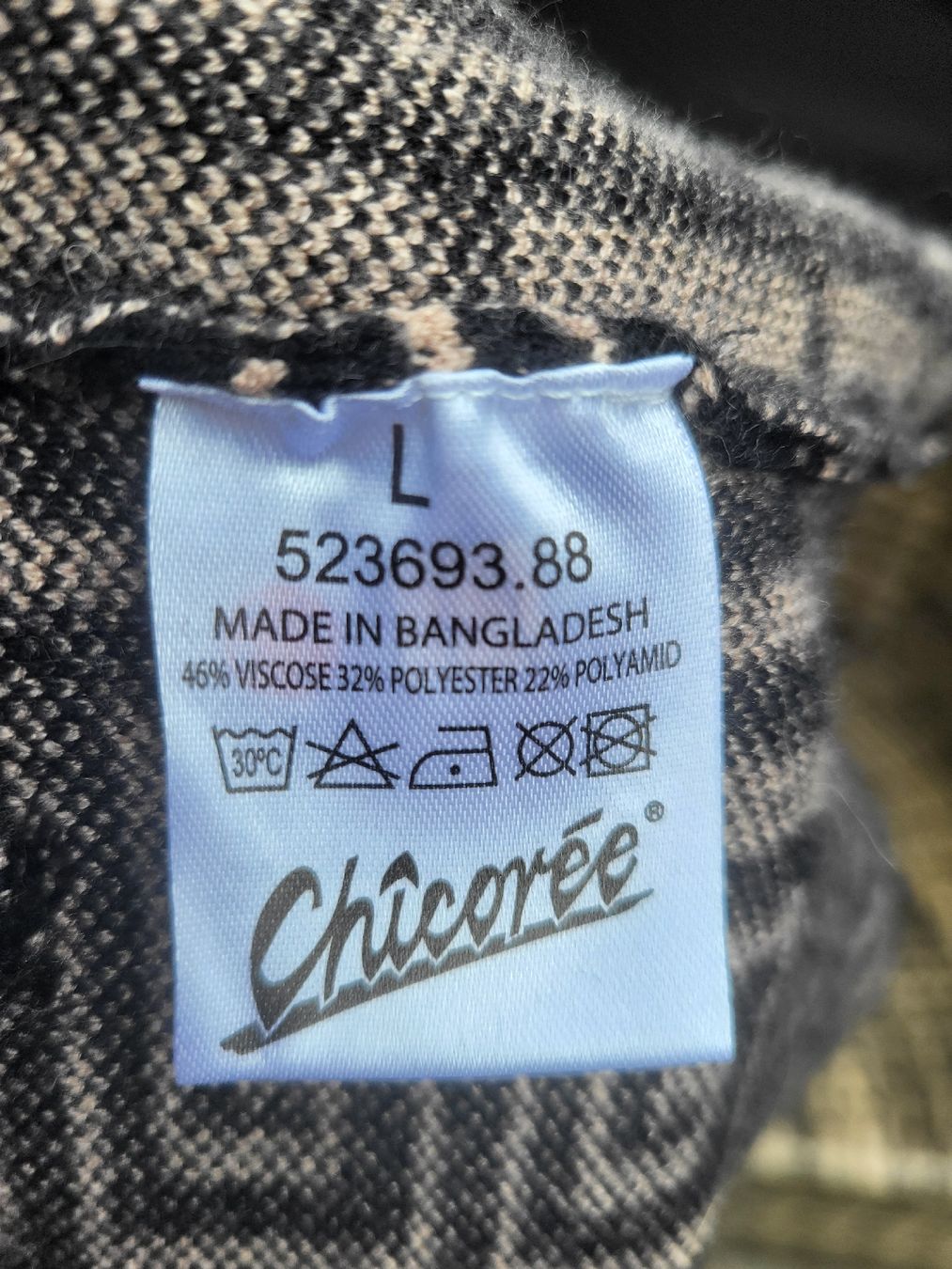 Jacken: Chicoree Strickjacke / schwarz beige Muster Grösse L – Gebraucht aus Enggistein von Manuki_engg 4