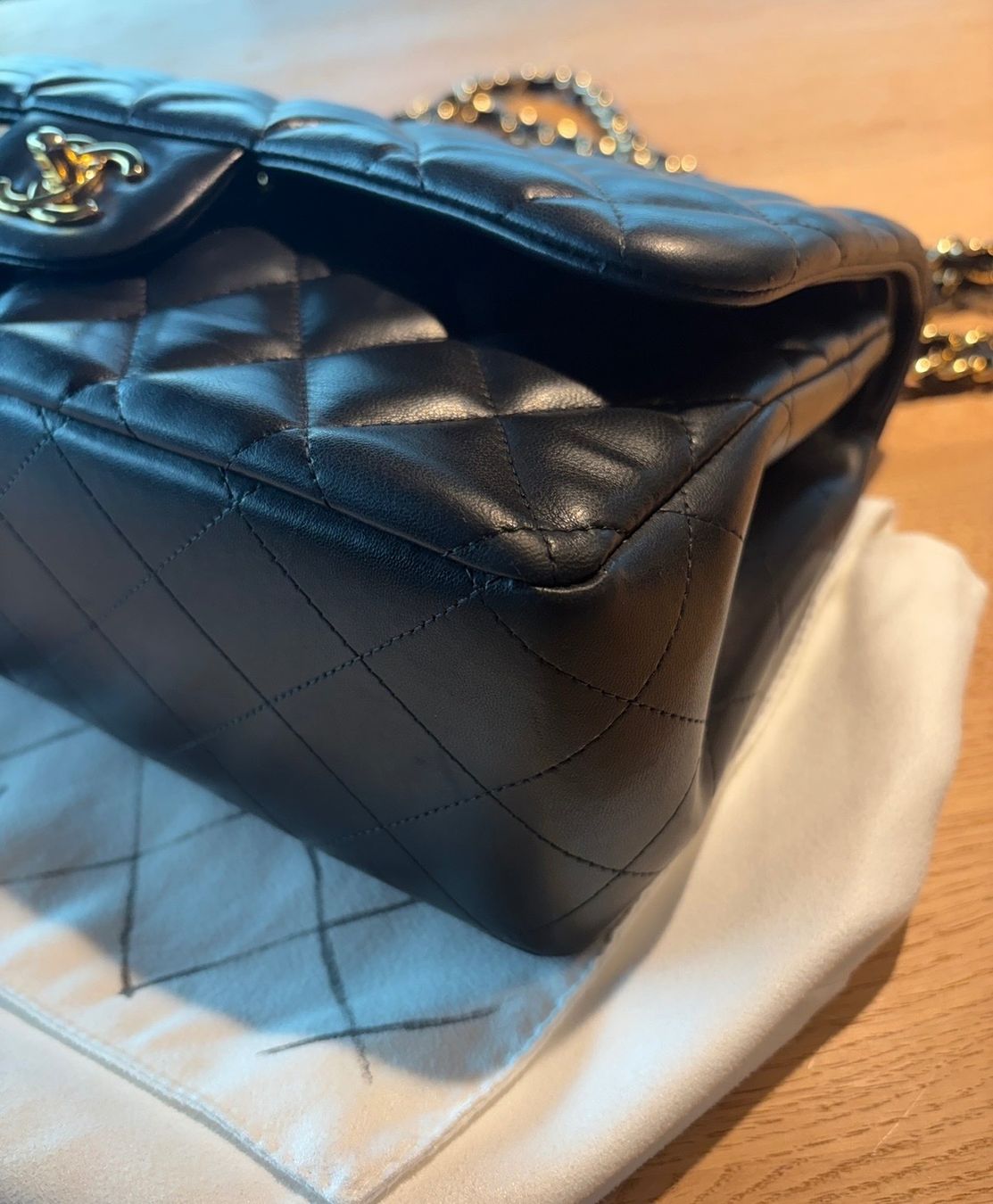 Chanel Borse da donna: Chanel Double Flap mit Entrupy Certificate of Authenticity – Usato da Herrliberg venduto da RelovedByS 5