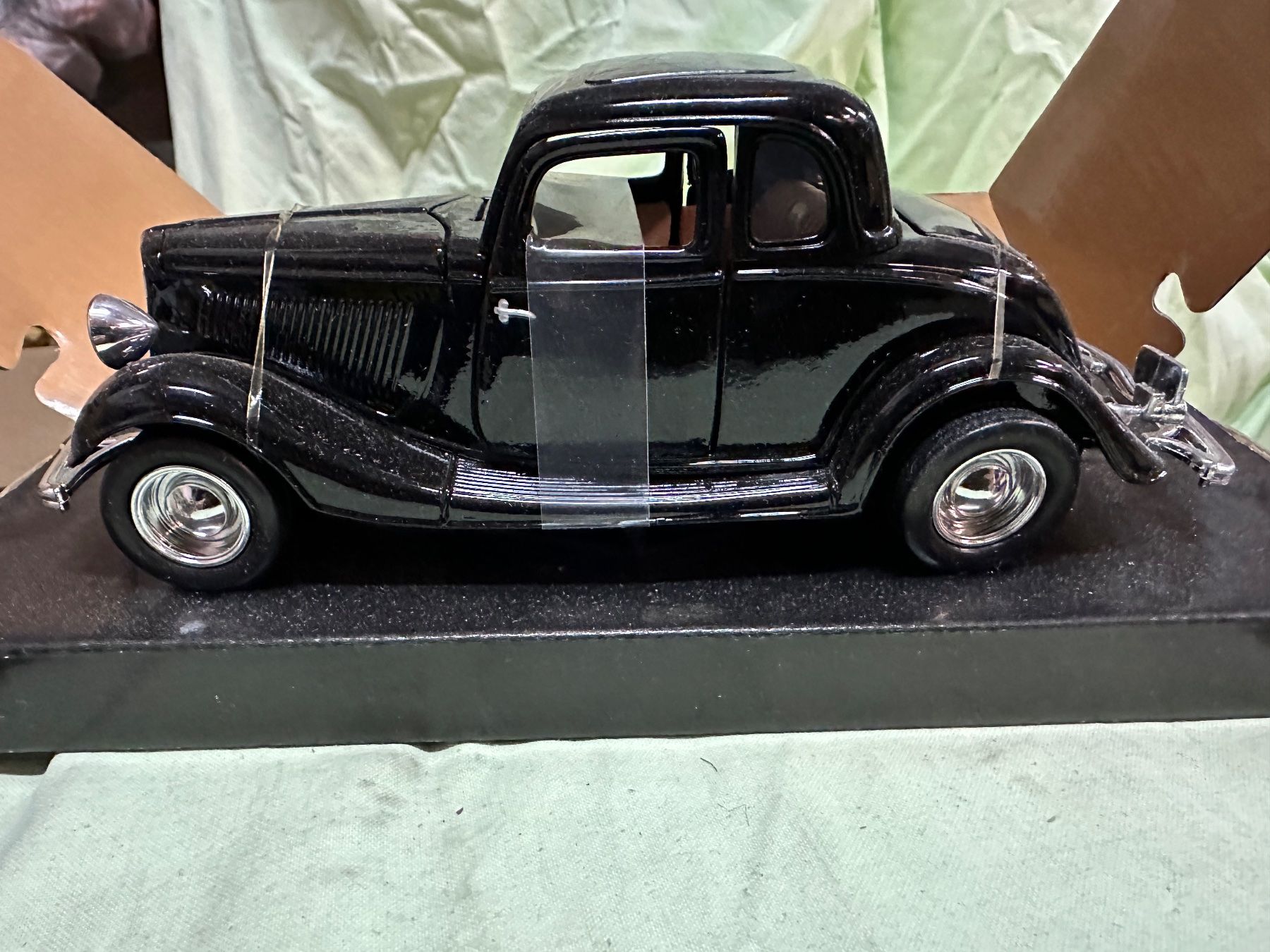 Ford Modellini d'auto: Ford 1934 Coupé Oldtimer classic hot rod – Nuovo (secondo la descrizione) da Reinach AG venduto da rares75 1