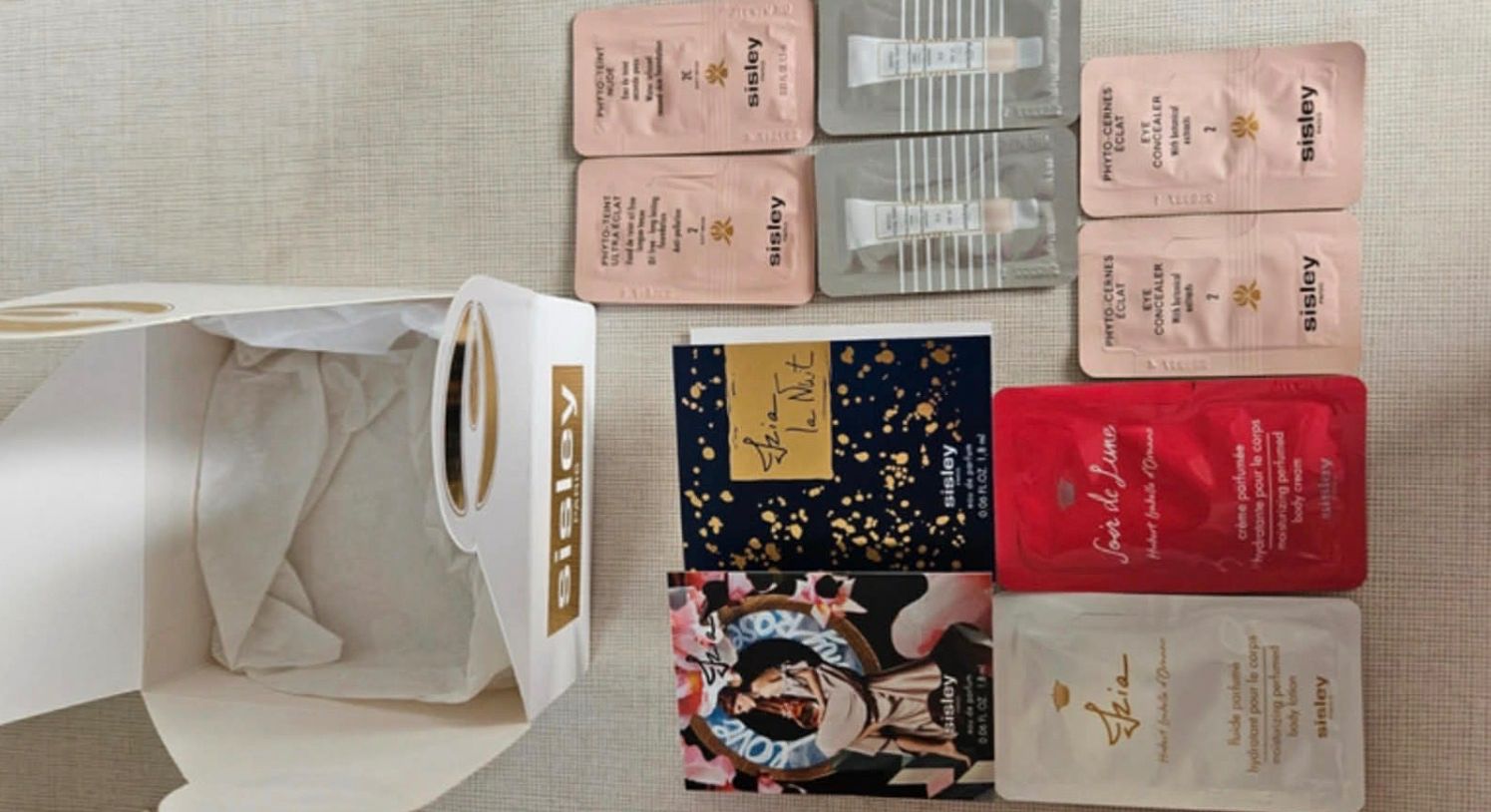 Sisley Gesichtspflege: Probenset von Sisley - neu 🌟🌟🌟 – Neu und originalverpackt aus Niederglatt ZH von karinso