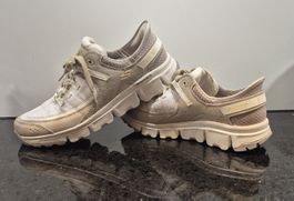 Skechers Slip in Turnschuhe Damen beige 
