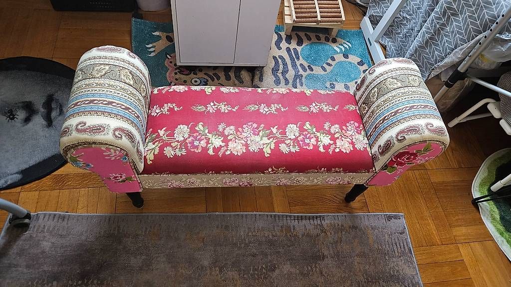 Sofas: VENTE EXPRESS Mini canapé - style romantique charme – Gebraucht aus Geneve von Point-Boutique 2