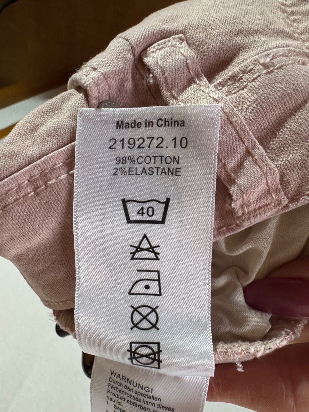Jeans: Kurze Jeans von Chicorée Gr. 36 – Usato da Grosswangen venduto da SALE_SALE_SALE 5