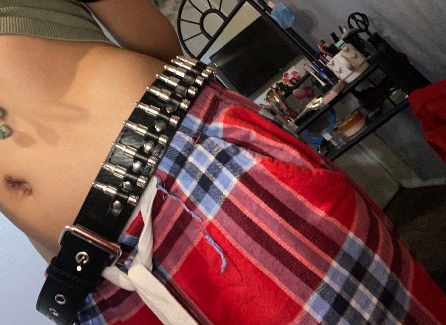 Cinture: Schwarzer Gürtel im Punk-Stil Pistolenkugel - – Nuovo e nell'imballaggio originale da Lausanne venduto da FASHION-WORLD-SHOP 2