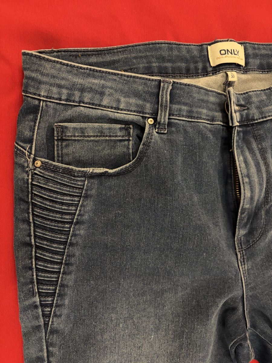 Only Jeans: ONLY jeans, size 30, good condition👖 – D'occasion à Nyon par Deb_D39 2