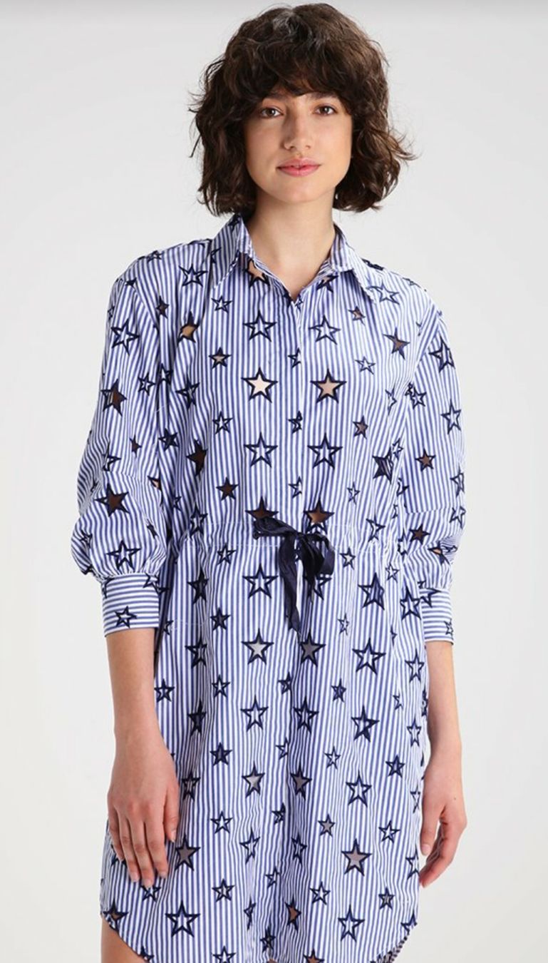 Sandro Vestiti: SANDRO - Cut Out Star Kleid NEU! 680.-Fr – Nuovo e nell'imballaggio originale da Wollerau venduto da CH8832