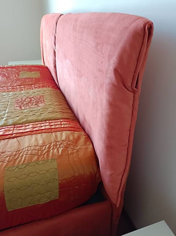 Letti: Letto matrimoniale compl. | Doppelbett | Lit double – Usato da Giubiasco venduto da pat_6qrv 2