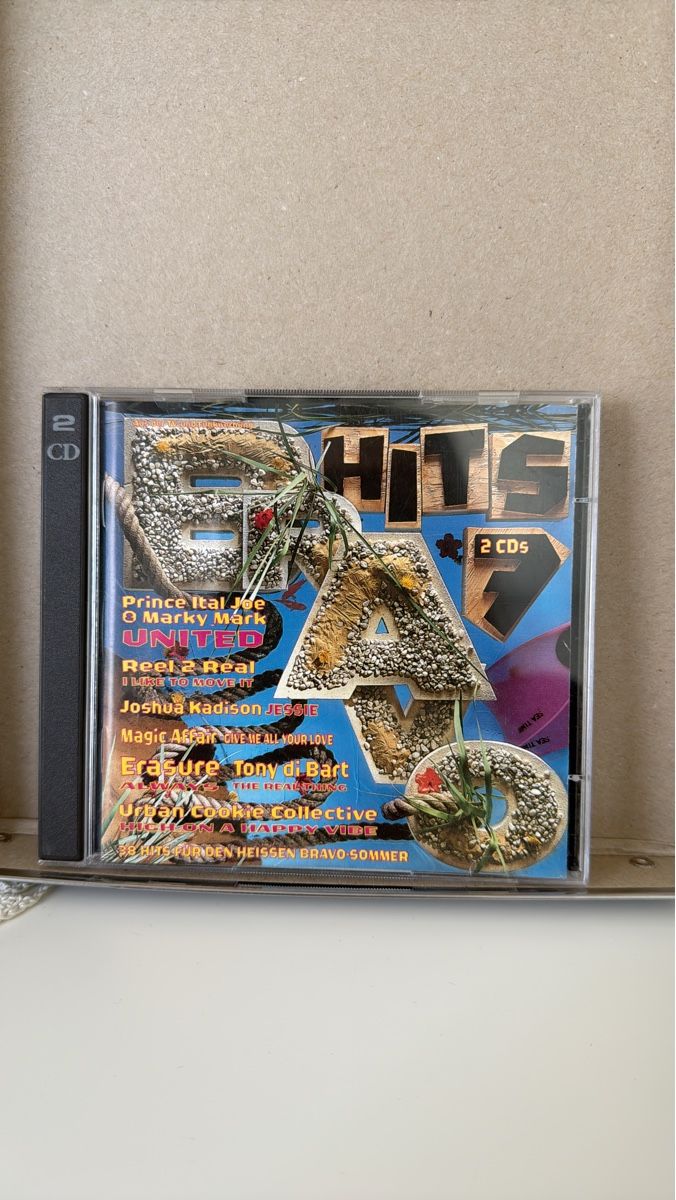 CD: CD Compilation 2 CDs gebrauchter Zustand – Nuovo (secondo la descrizione) da Zuzwil SG venduto da Boho-Style