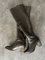 Damen Overknee-Stiefel mit Nietenverzierung - Größe 37