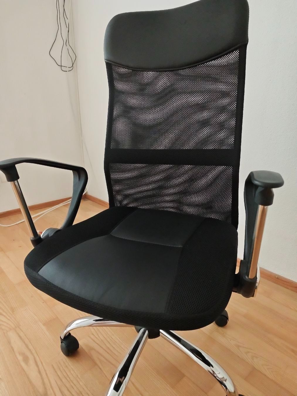 Stühle: Bürostuhl schwarz – Gebraucht aus Feusisberg von KUDIBECK 1