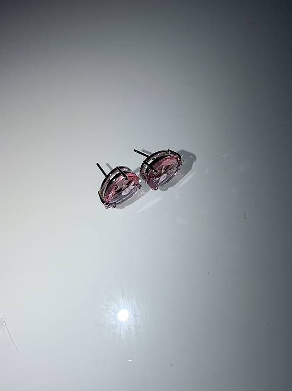 Swarovski Orecchini pendenti & Orecchini a lobo: Swarovski Ohrstecker – Usato da Rotkreuz venduto da andgav11 2