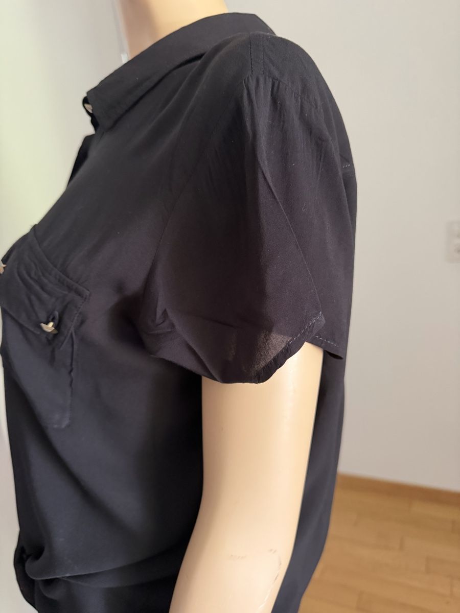 Guess Blusen: Guess Bluse schwarz Grösse XL Kurzarmbluse kurzarm  – Gebraucht aus Glattpark(Opfikon) von neu_z6sm 4