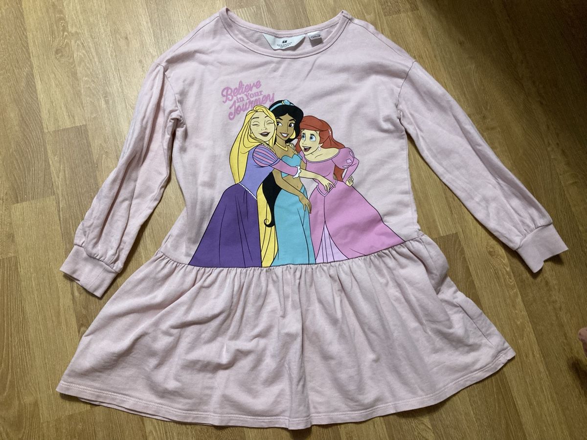 Kleider & Röcke: Disney Langarmkleid Gr.122 – Gebraucht aus Emmenbrücke von JJ_89