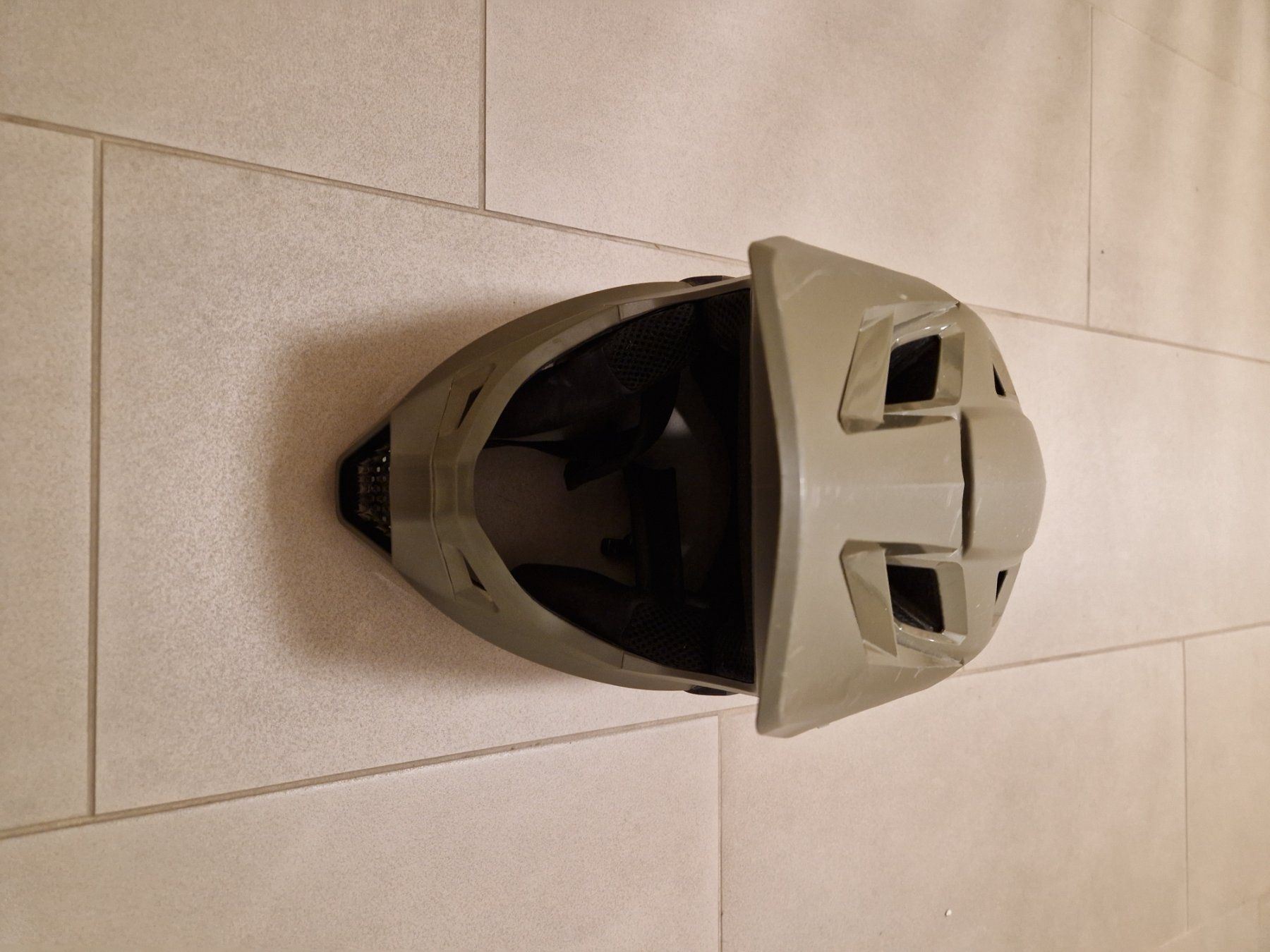 Fox Caschi: Casque Fox pour BMX ou vélo descente – Usato da St-Pierre-Clages venduto da Jameson4 2