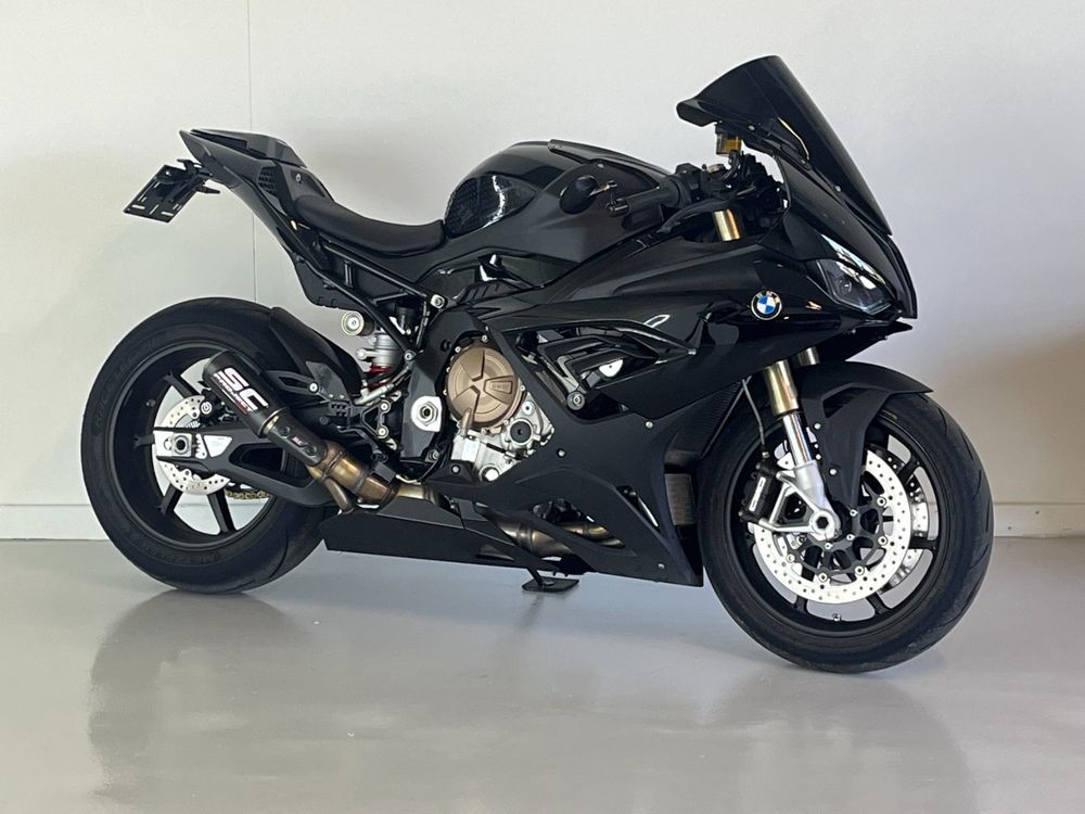 Black Bmw S 1000 Rr
