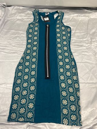 Cocktailkleid Sommerkleid Stretch figurbetont Gr S NEU