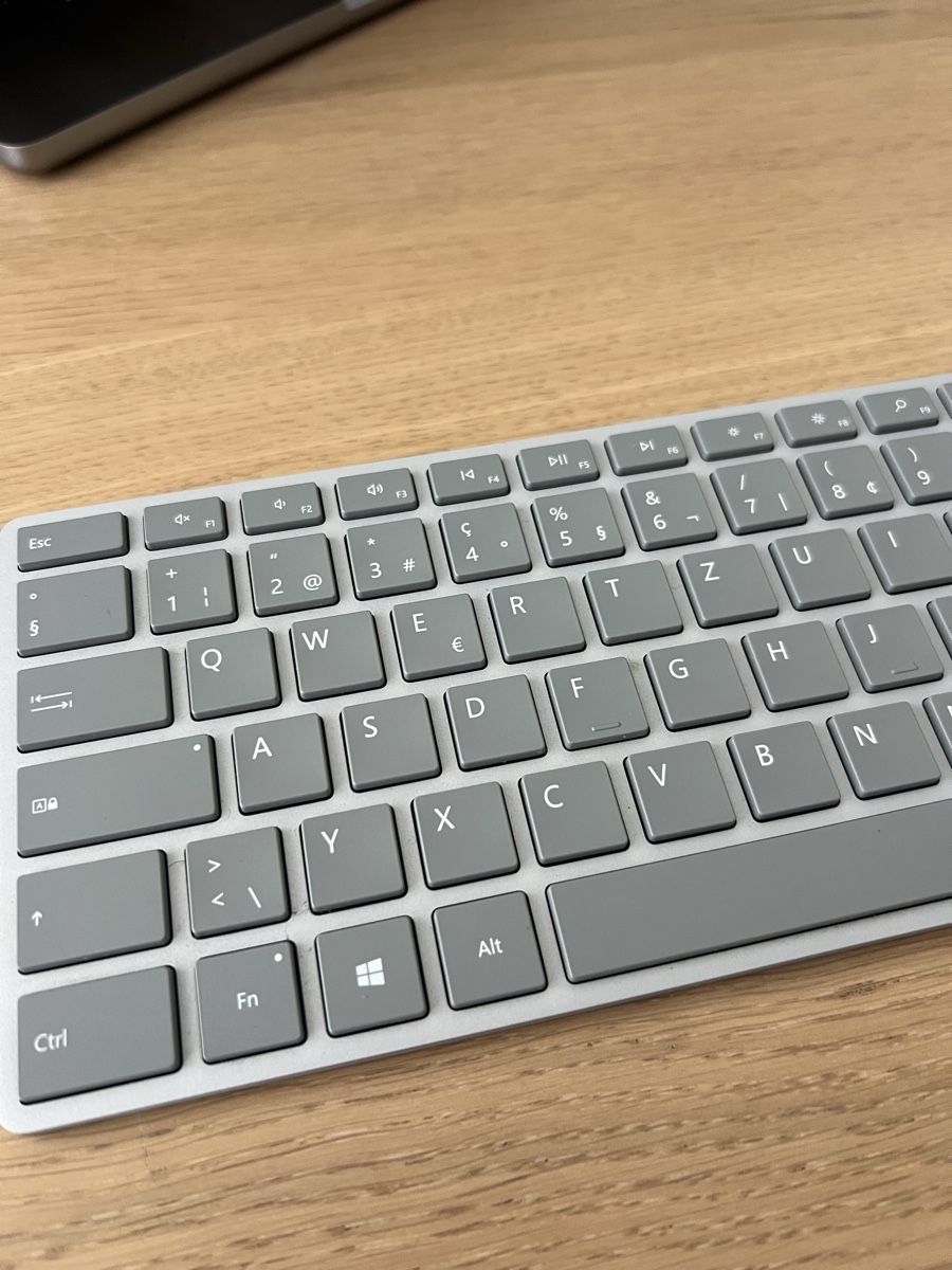 Microsoft Tastiere: Microsoft Surface Keyboard Bluetooth Tastatur – Usato da Zürich venduto da lwid 1