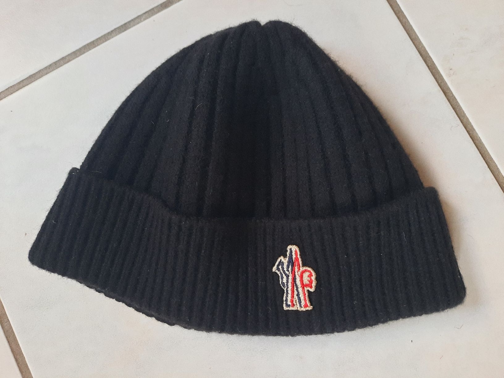 Moncler Copricapi, berretti & cappellini: BONNET  MONCLER – Usato da Le Locle venduto da marylise01