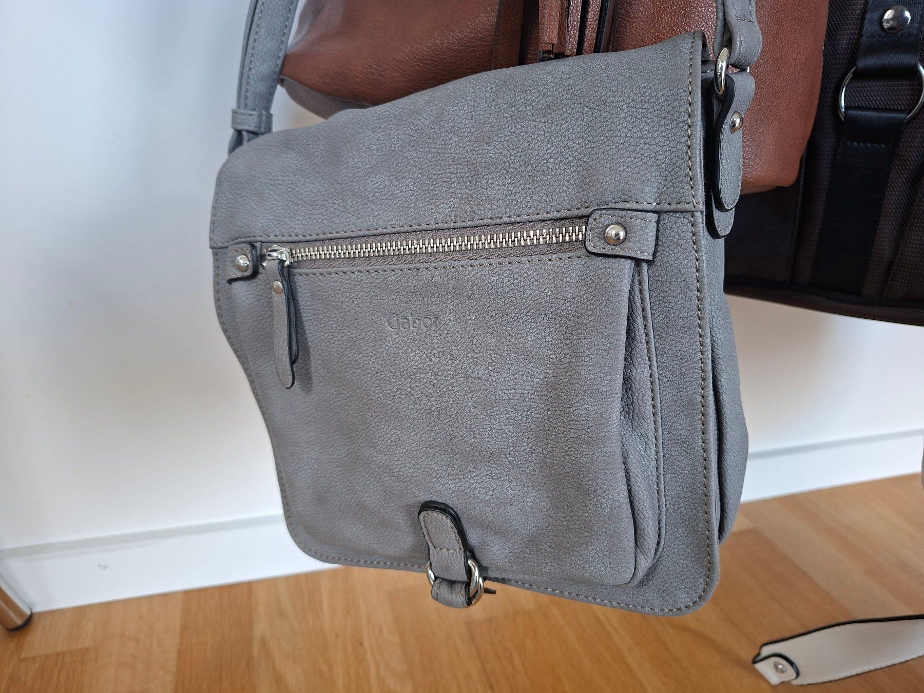 Sacs femmes: Handtasche – D'occasion à Sempach Station par Pirindy8 3