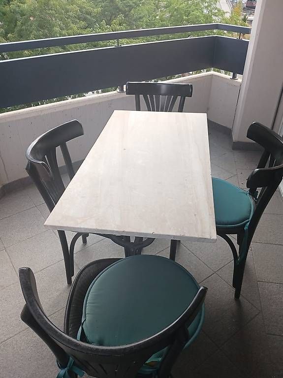 Set di tavolo e panche: Ensemble table/chaises extérieures – Usato da Blatten b. Naters venduto da mikael.kerautret 4