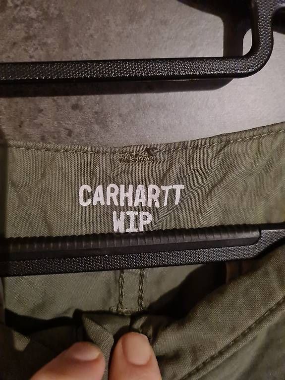Pantalons: Carhartt Field cargo short gr.36  – D'occasion à Rupperswil par Homer20 3