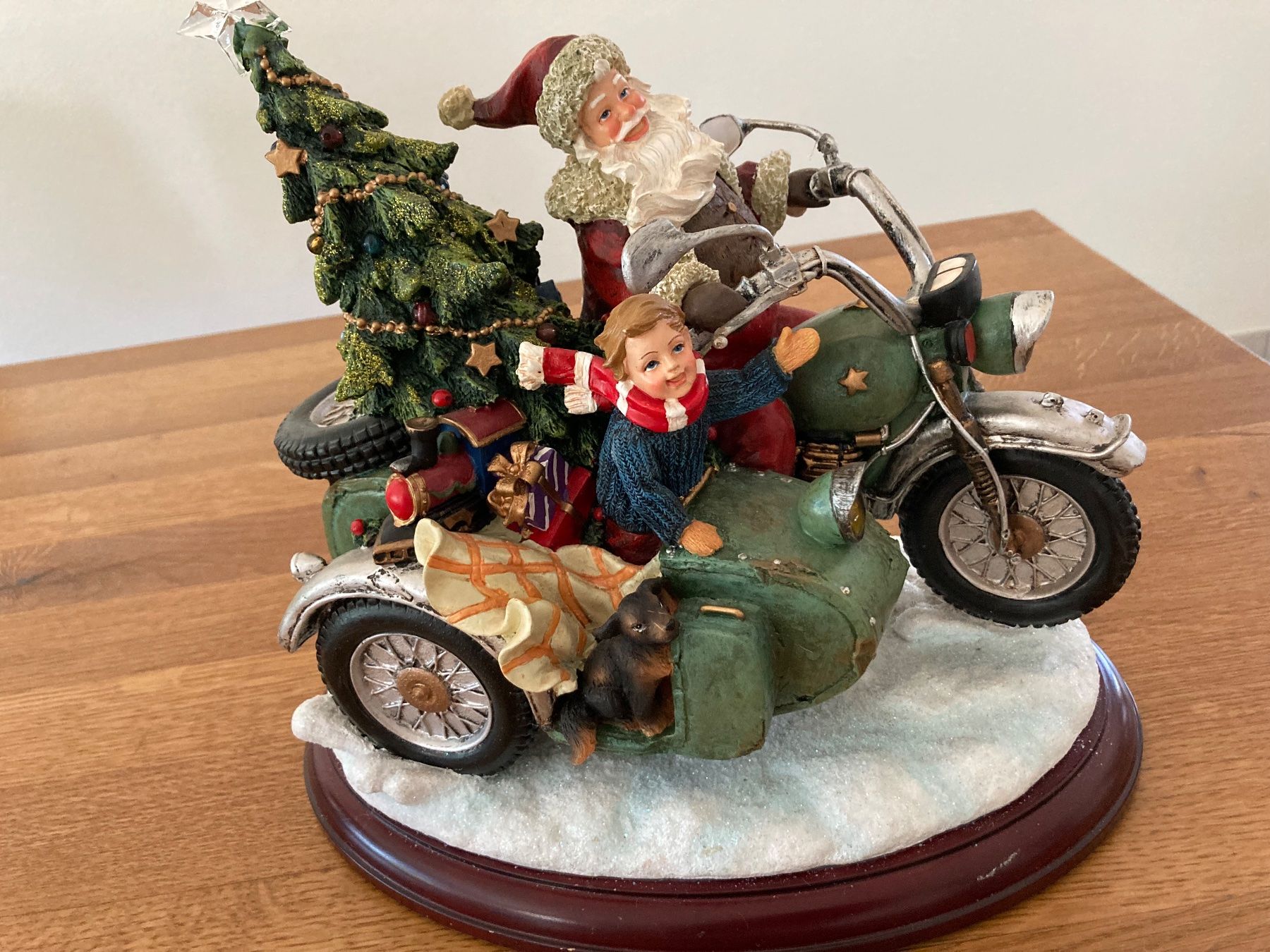 Spieldosen: Musikdose Weihnachtsmann auf Motorrad mit Baum – Gebraucht aus Mönchaltorf von Tschibi 2