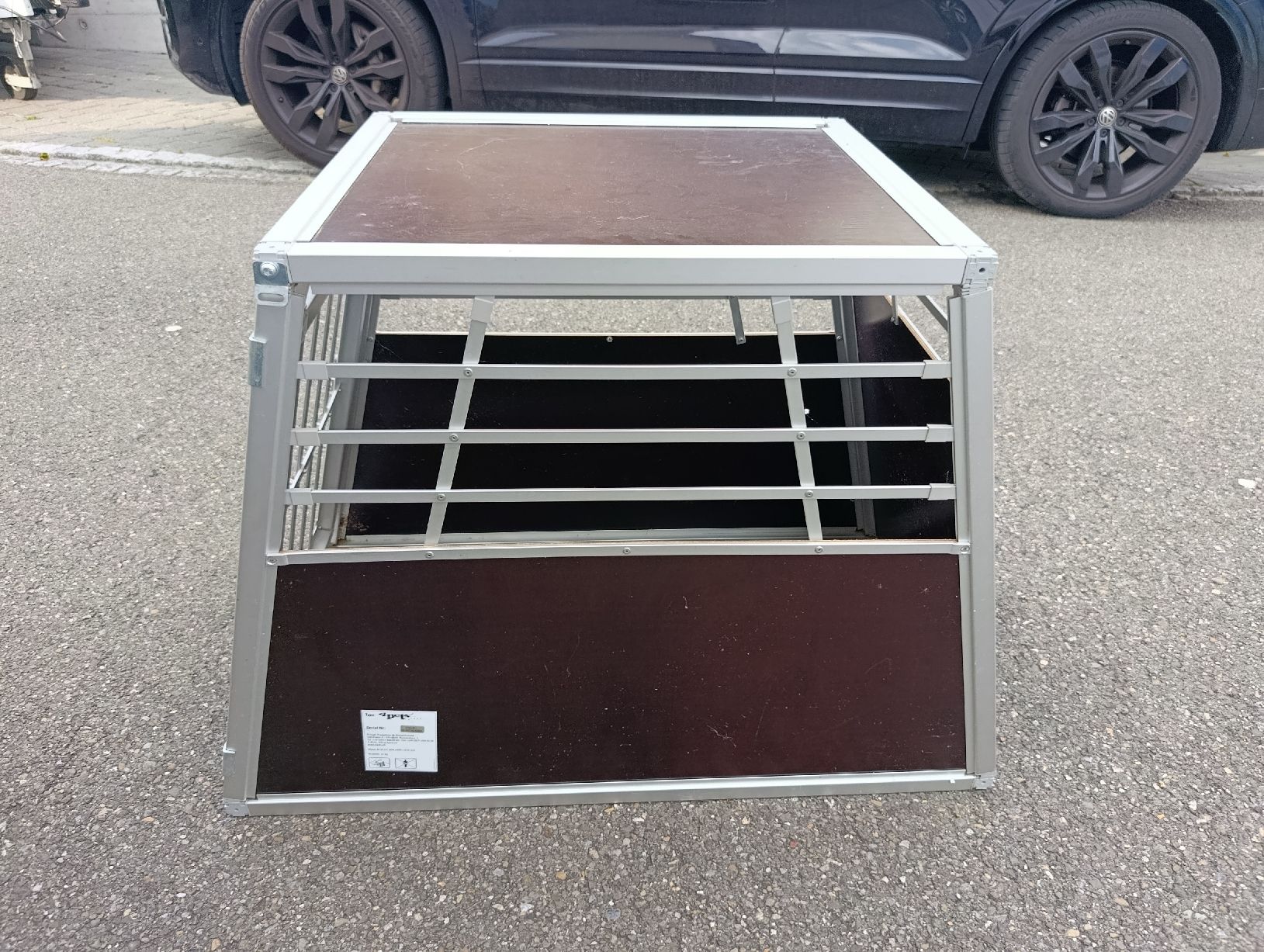 Cages, transport & sécurité: Hunde Transportbox  – D'occasion à Strengelbach par Cbrughelli 1