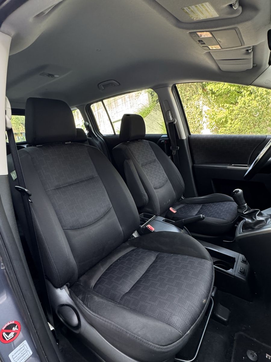 Mazda Automobili: AB 1.- Mazda 5 2.0d 7 Plätzer 139000KM – Usato da Stein am Rhein venduto da kocka322 5