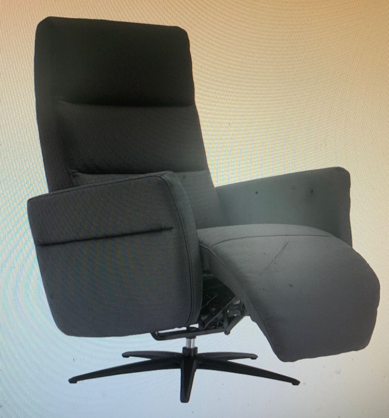 Conforama Sessel: Relaxsessel FIRST Echtleder schwarz, elektrisch – Neu (gemäss Beschreibung) aus Münchenbuchsee von Samar6 1
