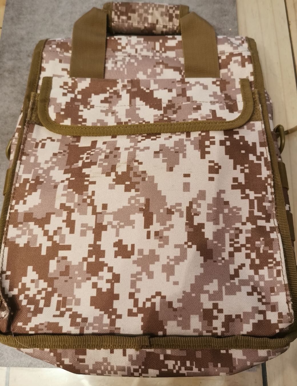 Sacs: Sac militaire  – Neuf (Voir description) à Magnedens par Ga3l 1
