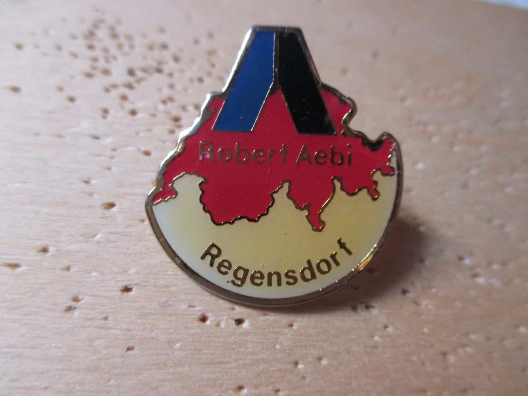 Plaquettes & Badges: Robert Aebi Regensdorf Pin – Neuf (Voir description) à Felsberg par sanwill