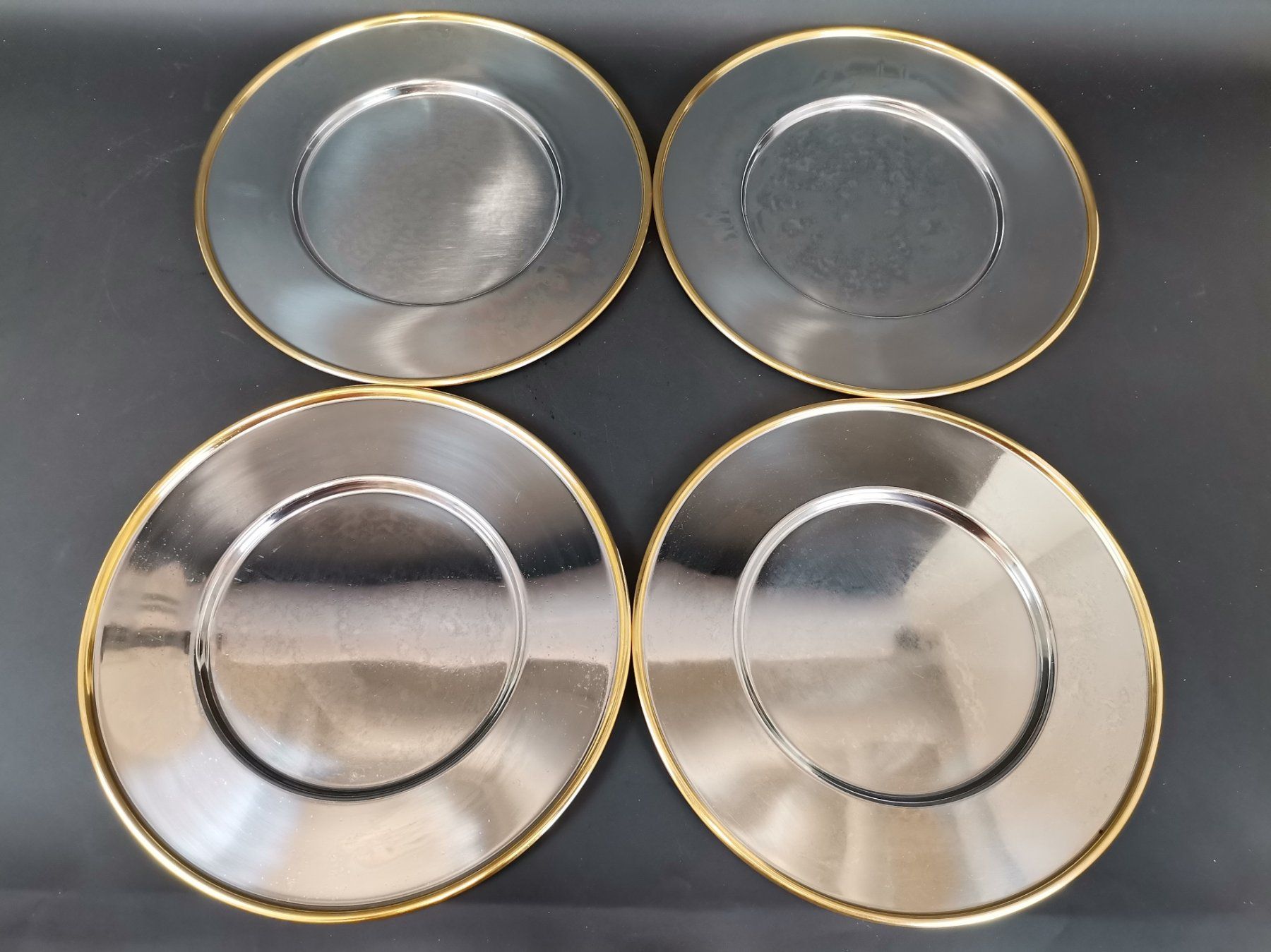 Piatti: MORINOX 8 Platzteller mit Goldrand + 8 Spitzendeko – Usato da Schaffhausen venduto da Restwert_SH 1